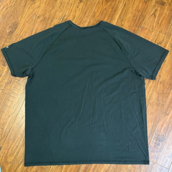 Set of (2) Carhartt Men’s XXL Gray & Black Yellow Logo Short Sleeve T-Shirts - Picture 9 of 9